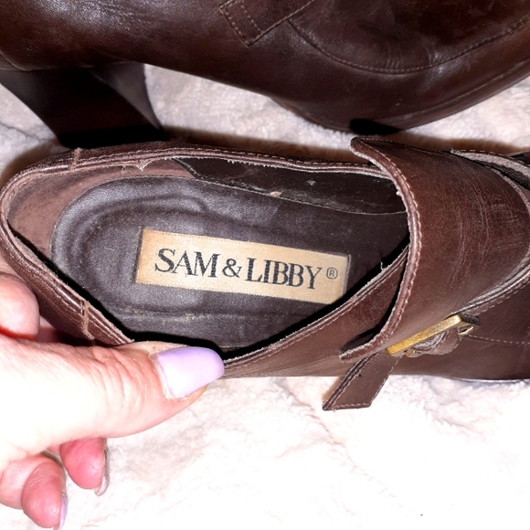 Sam & Libby leather shoes - Picture 2 of 3